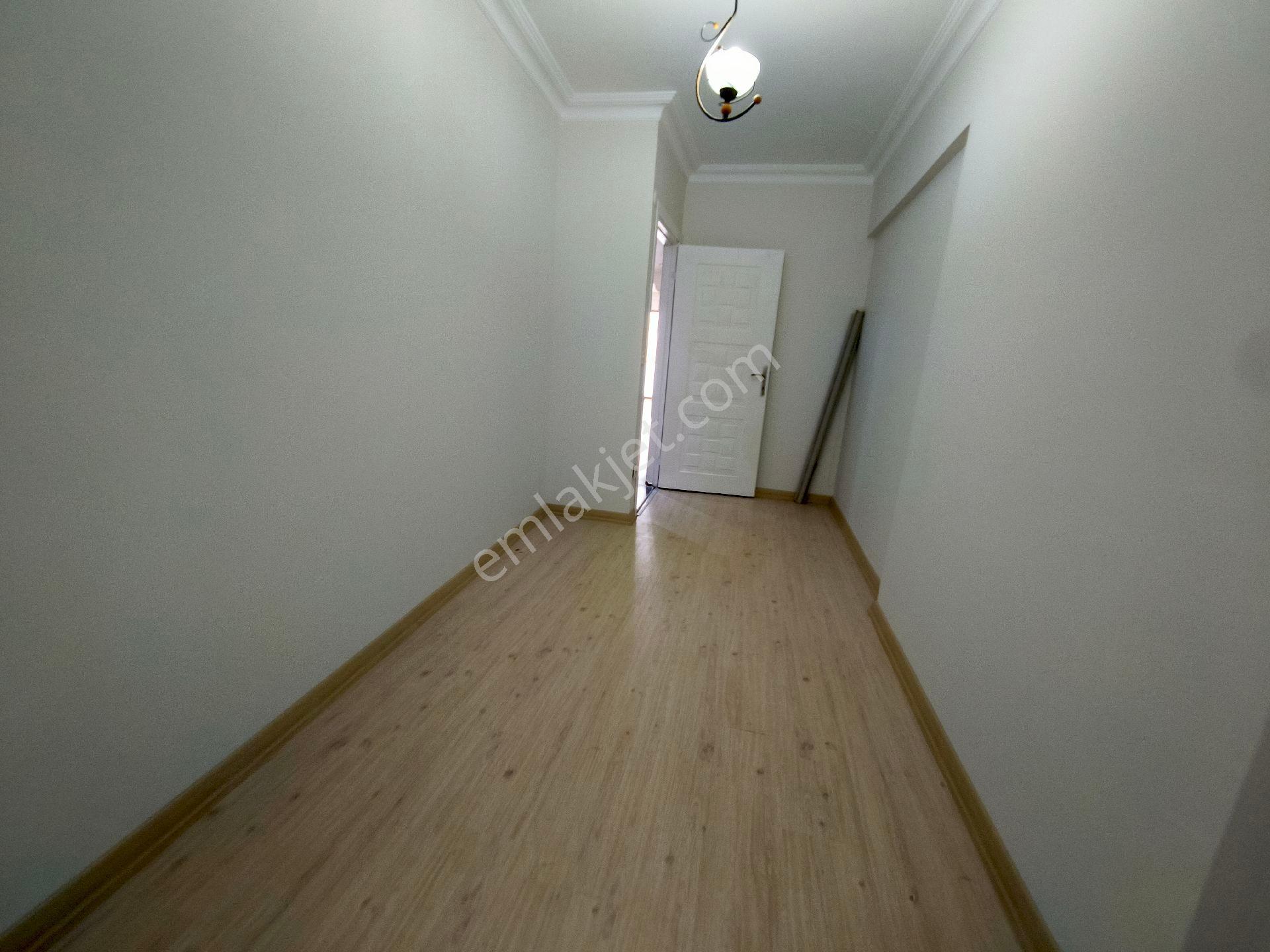Güneyden Metroya Yakın Karanlık Odasız 2+1.85m2 Ara Kat - Görsel 21