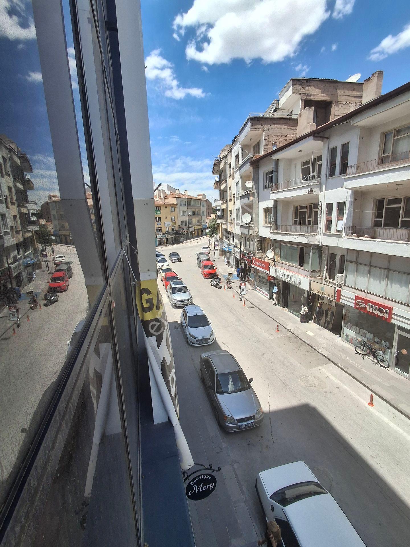 Aksaray Muhsin Çelebi Mah Zafer Okulu Karşısı 1+0 Sıfır Kiralık Ofis - Görsel 18