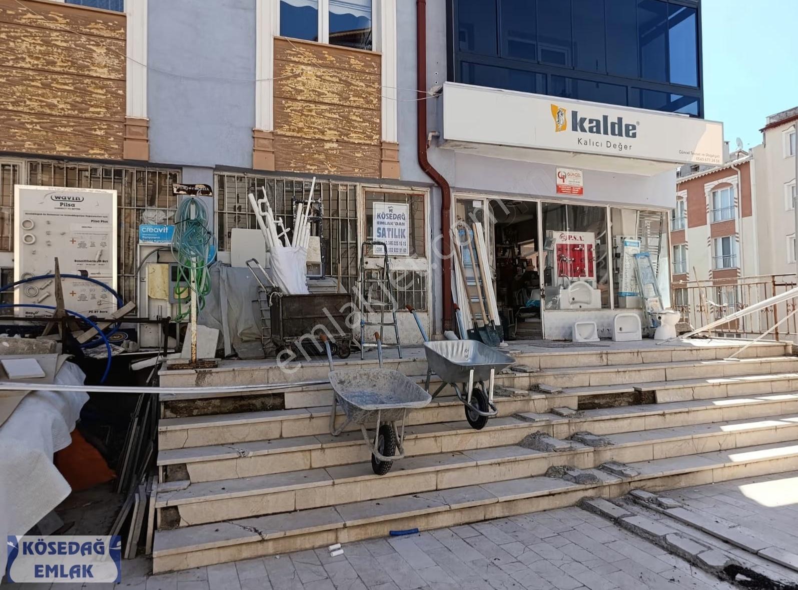 Yavuz Sultan Selim Caddesinde Yola Sıfır 140 M2 Dükkan