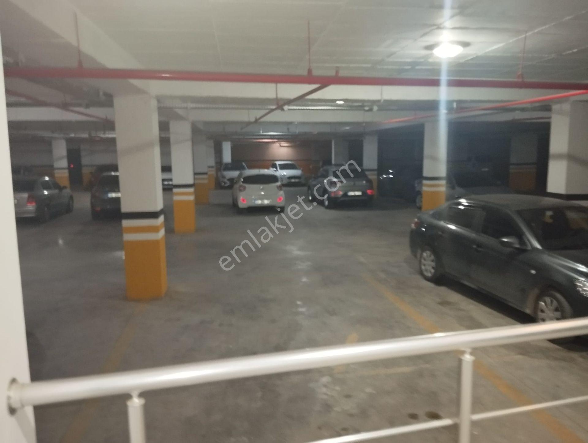 Türkmenbaşı Bulvarına Yakın Kapalı Otoparklı Sitede 2+1 Güney Doğu Kuzey Cephe 2 Banyolu Lüks Daire - Görsel 5