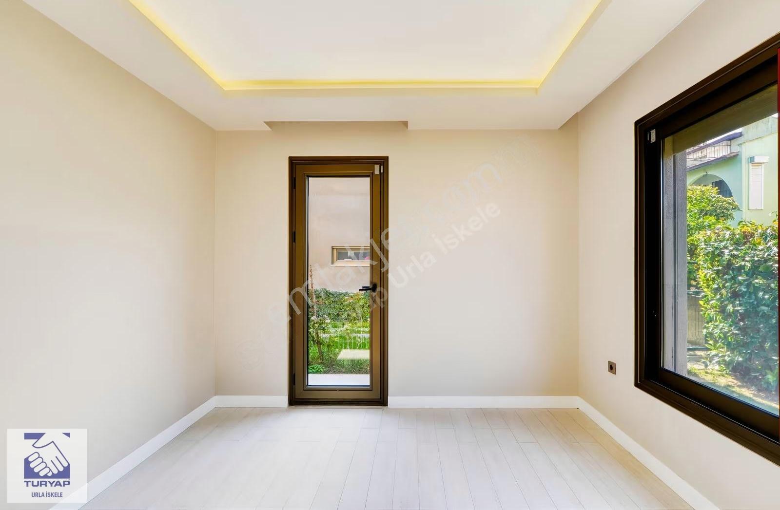 Urla Atatürk Mah.giriş Katında Yatak Odalı Müstakil Villa - Görsel 32