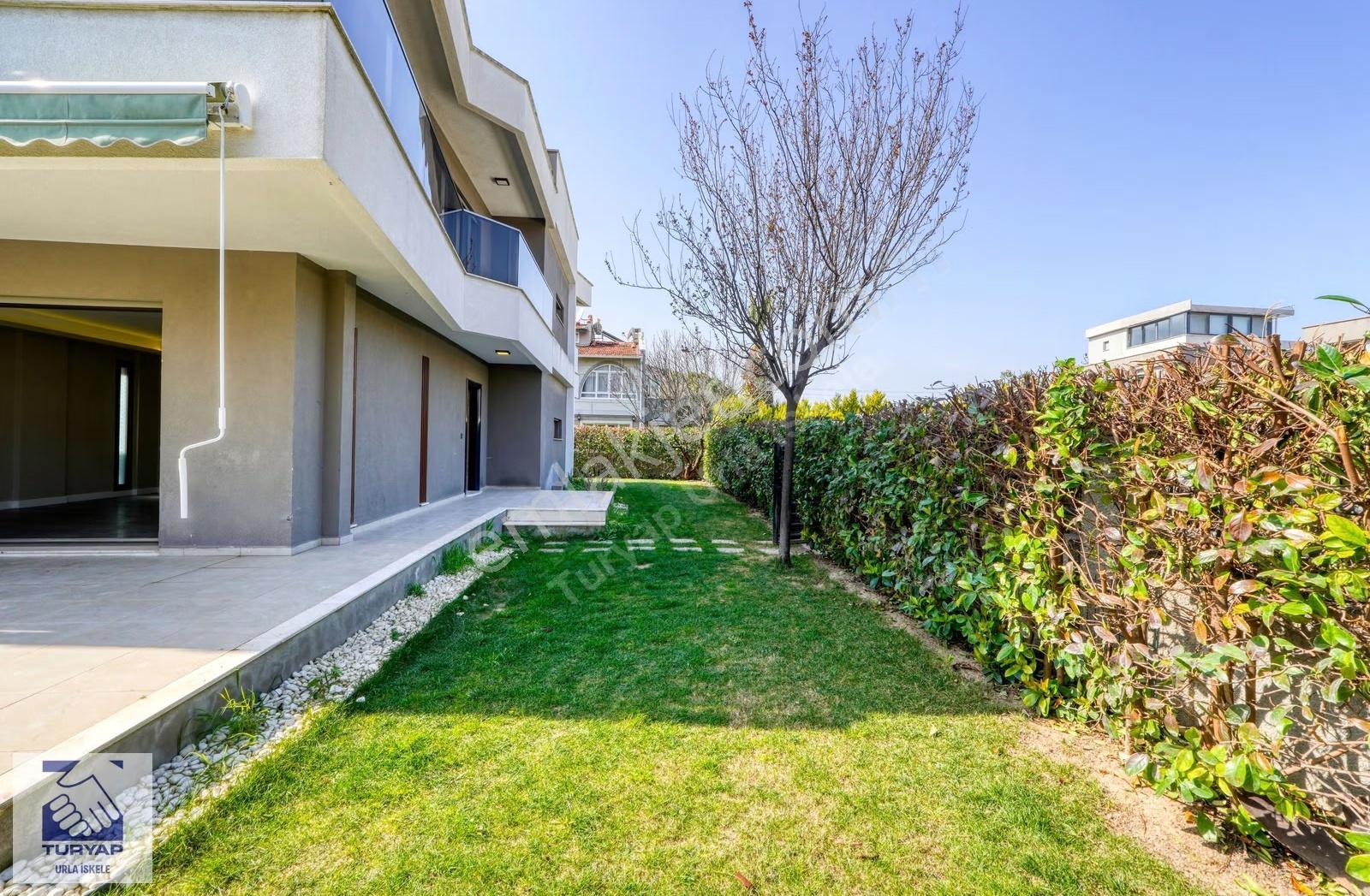 Urla Atatürk Mah.giriş Katında Yatak Odalı Müstakil Villa - Görsel 19