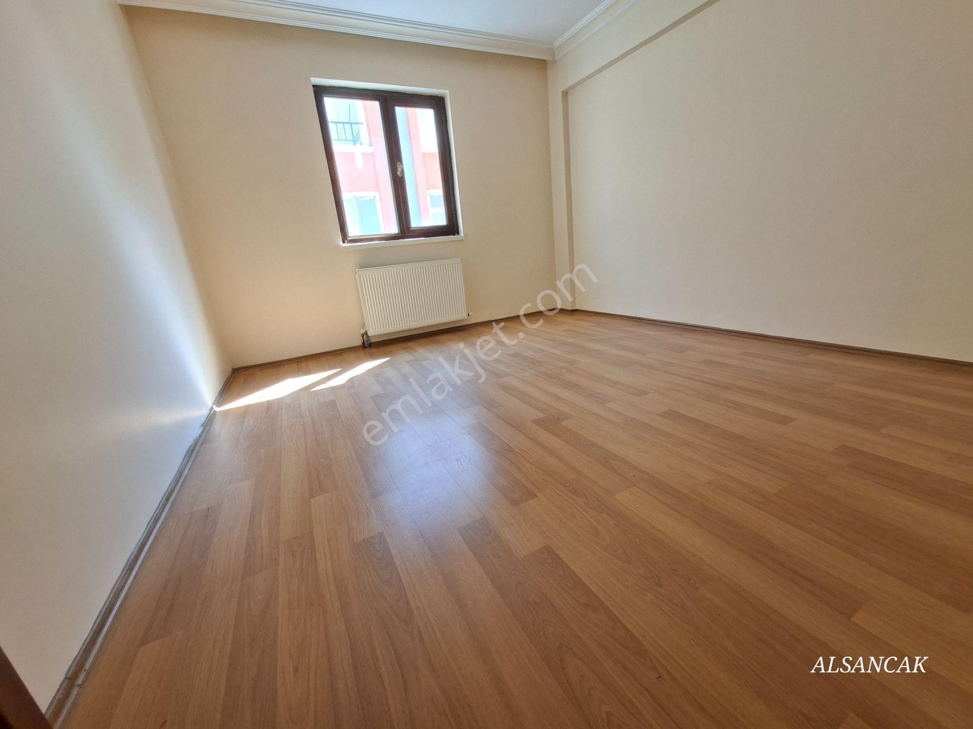 Alsancak Mahallesinde 3+1 Orta Kat Ön Cephe Yapılı Kiralık Daire - Görsel 22