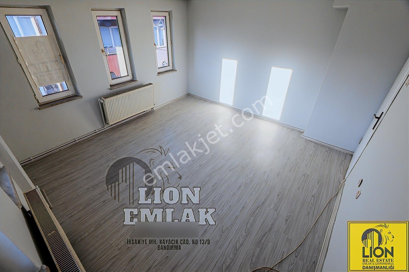 Lıon Emlak'tan Paşabayır'da Üç Cepheli Fırsat Satılık 2+1 Daire - Görsel 17