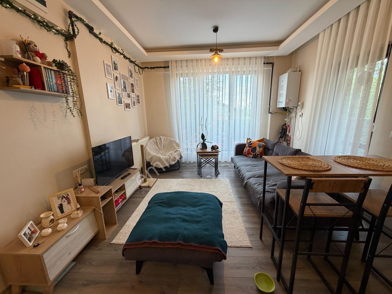 İncekte İskanlı Site Konsepti Kiracılı Ve Eşyalı Satılık 1+1 - Görsel 32