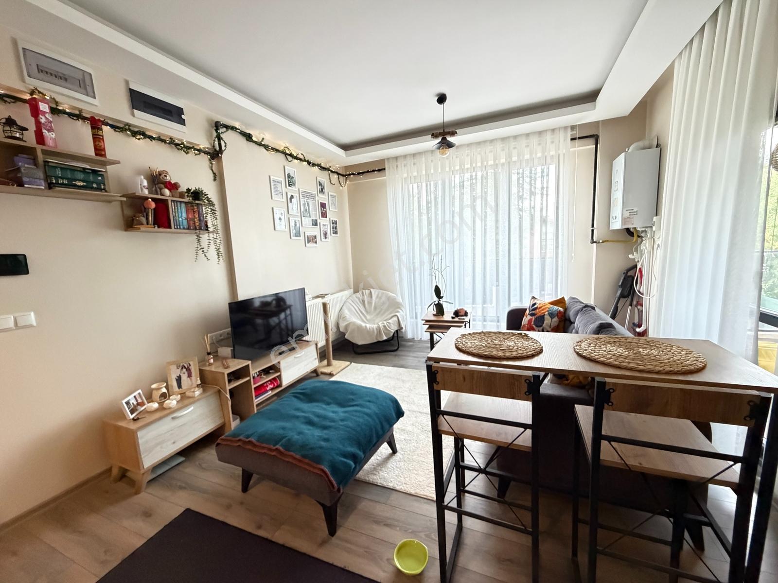 İncekte İskanlı Site Konsepti Kiracılı Ve Eşyalı Satılık 1+1 - Görsel 19