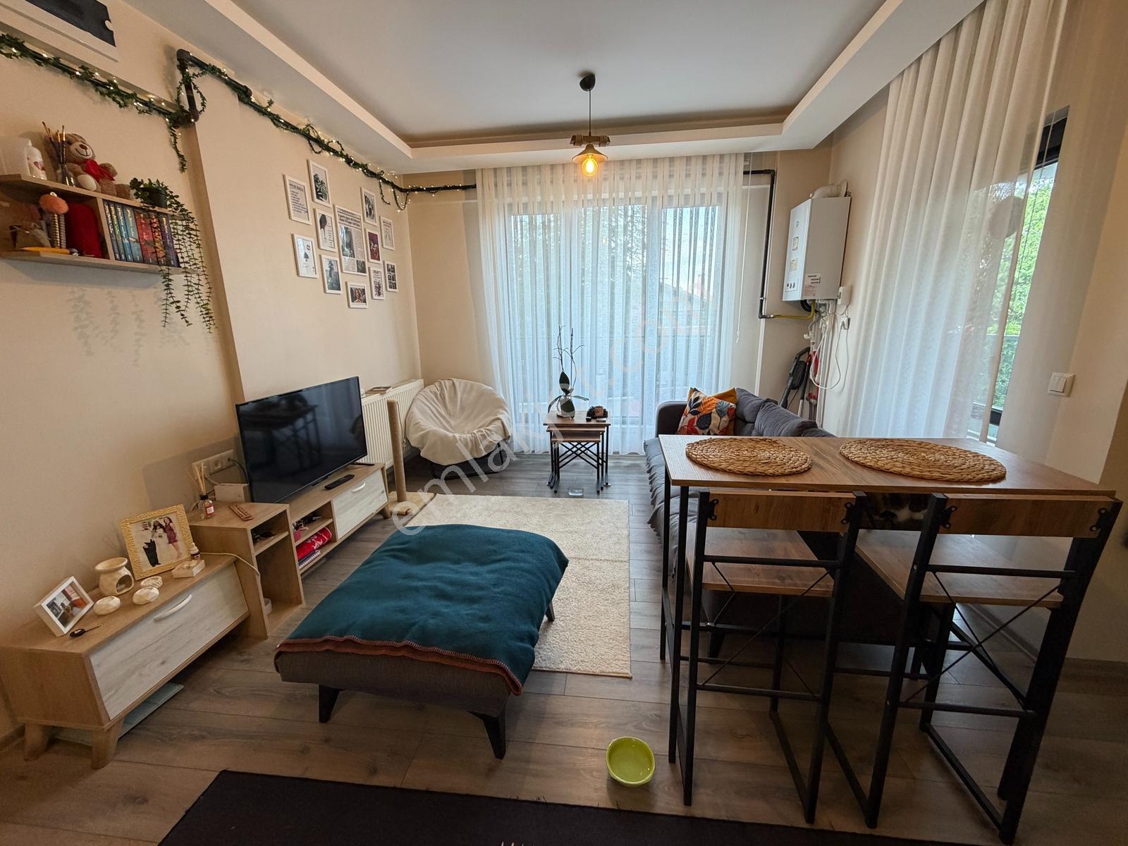 İncekte İskanlı Site Konsepti Kiracılı Ve Eşyalı Satılık 1+1 - Görsel 35