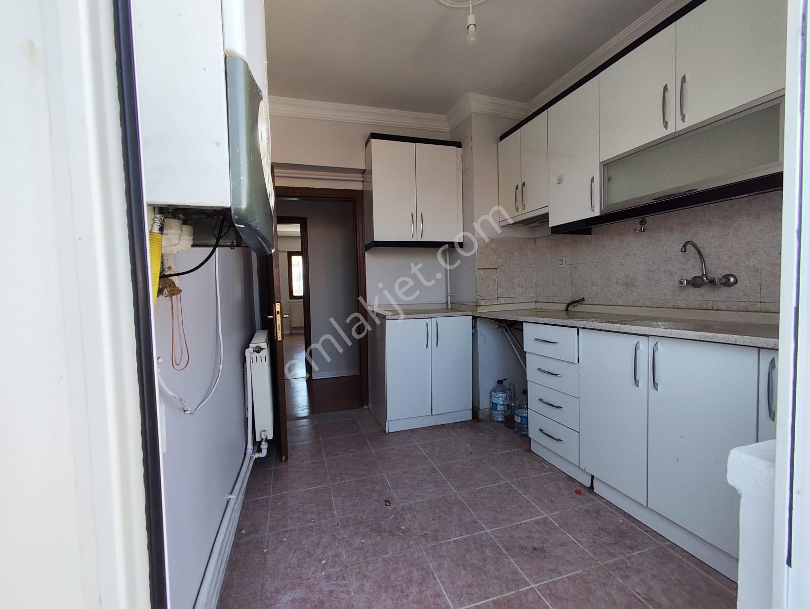 Yılmaz Gayrımenkul'den 3+1 Buhara Caddesi Alt Sokagı Son Kat Köşe Başı Satılık Daire - Görsel 20