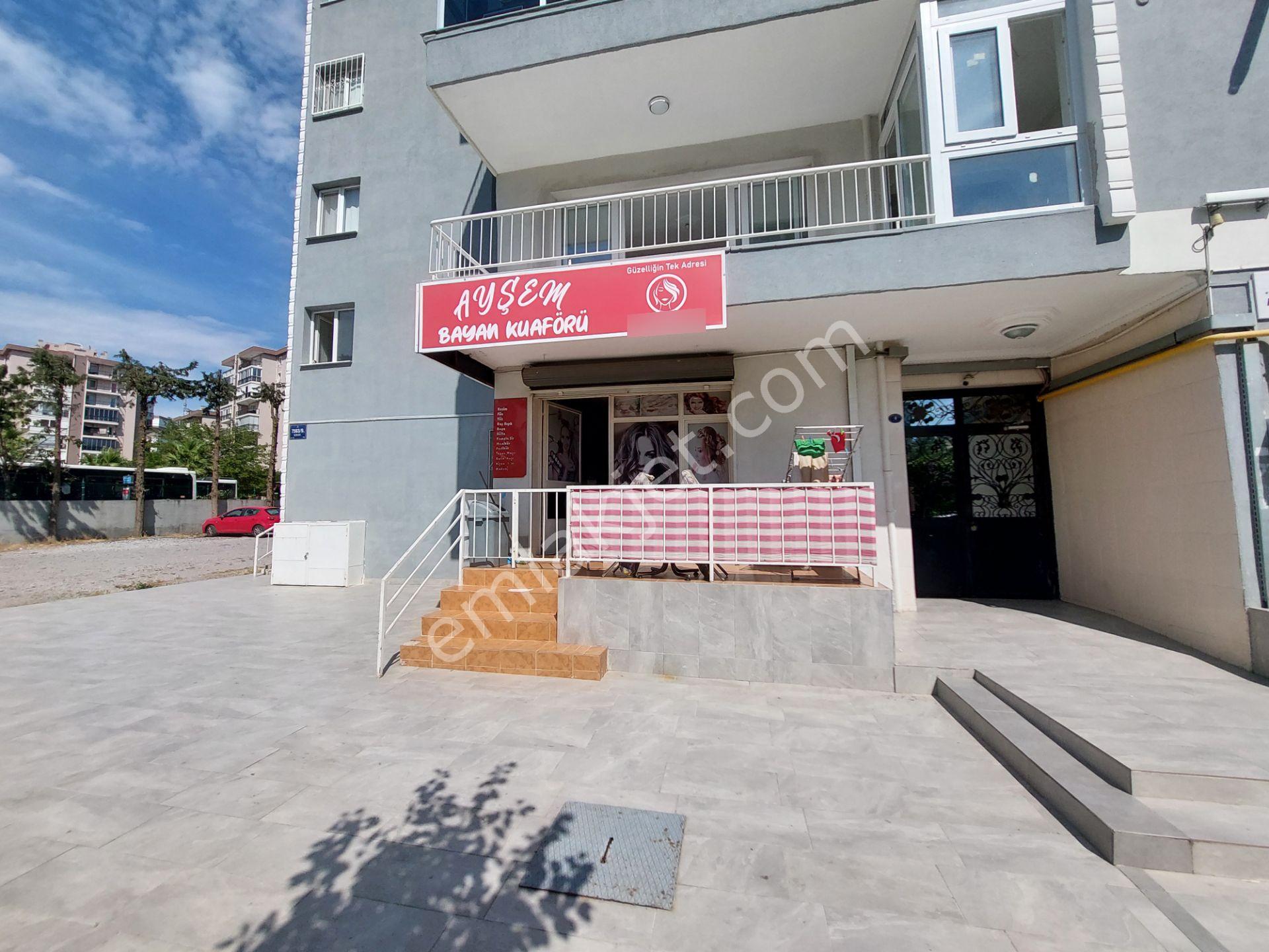 Karşıyaka Elit Sitesinde Satılık İşyeri Kanıt Emlaktan - Görsel 14