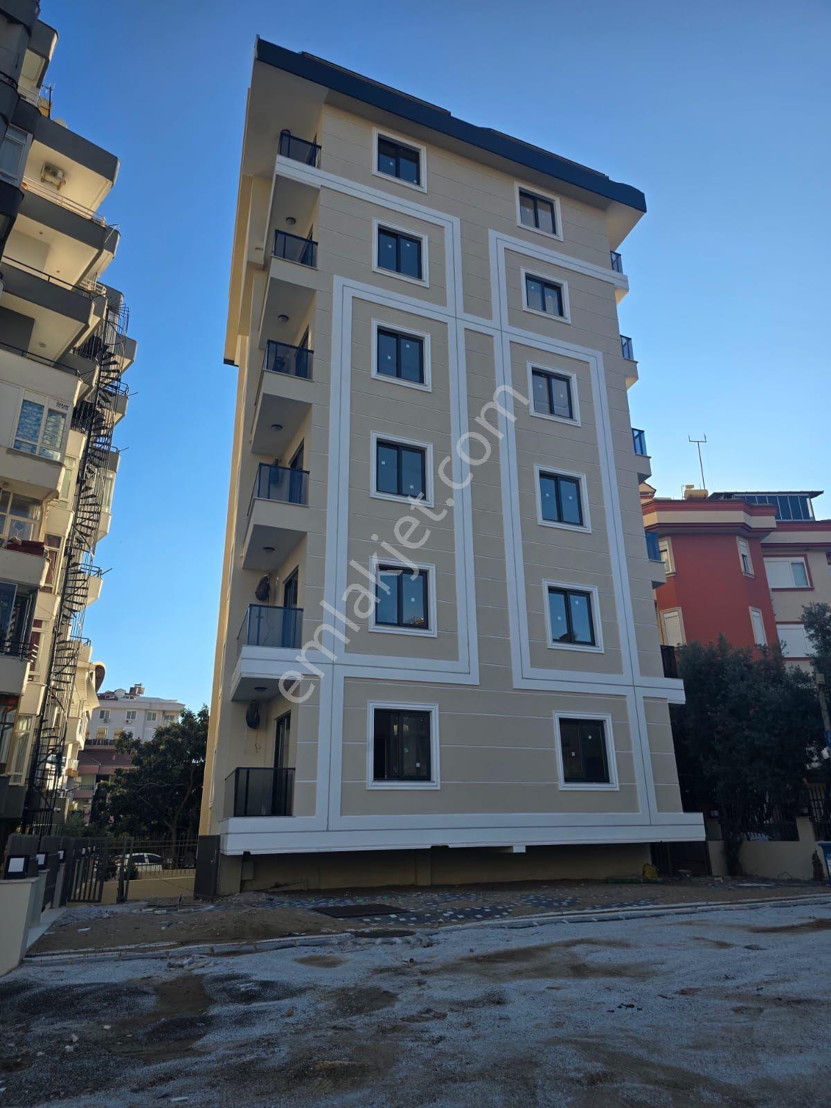 Alanya Merkez Sugözü Mevkiinde Satılık Sıfır 2+1 Daireler/ofis Kullanımına Uygun - Görsel 11
