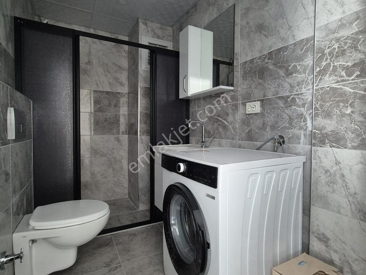 Gültepe'de 1+1 Full Ve Sıfır Eşyalı Az Katlı Cadde Üzeri Kiralık - Görsel 12