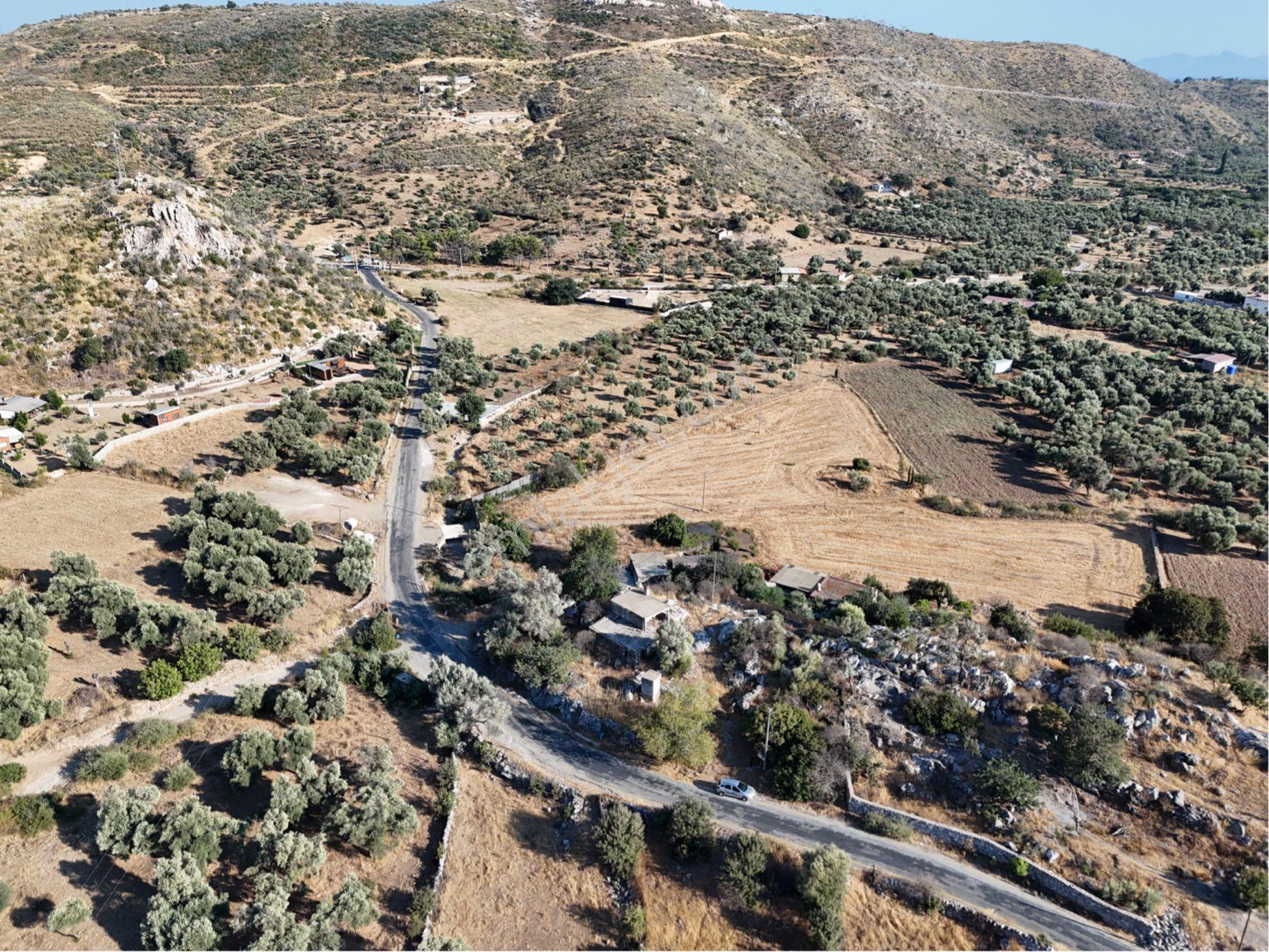 Milas Çökertmede Deniz Manzaralı Tapulu 800m2 Müstakil Ev - Görsel 25