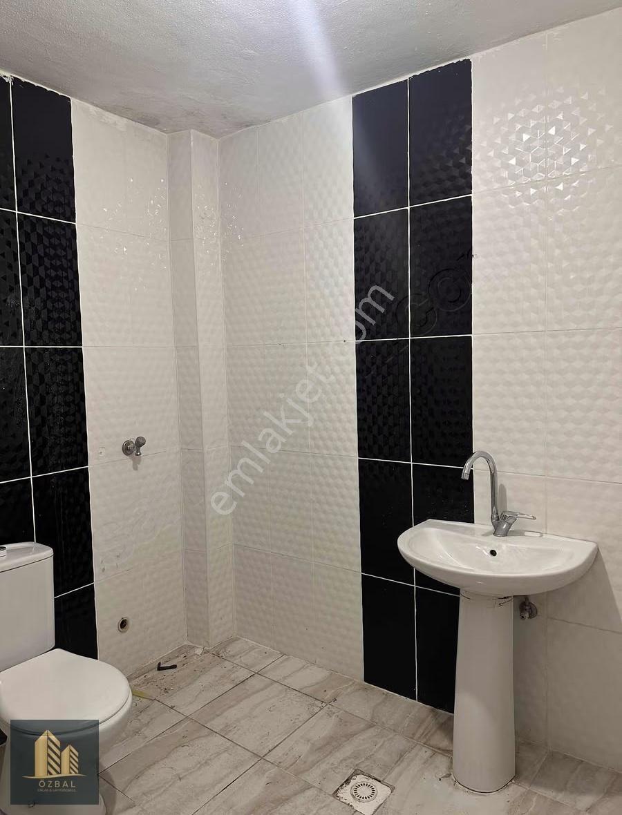 Özbal Emlak Ofis Gevran Caddesi Civarı Kiralık Daire - Görsel 16