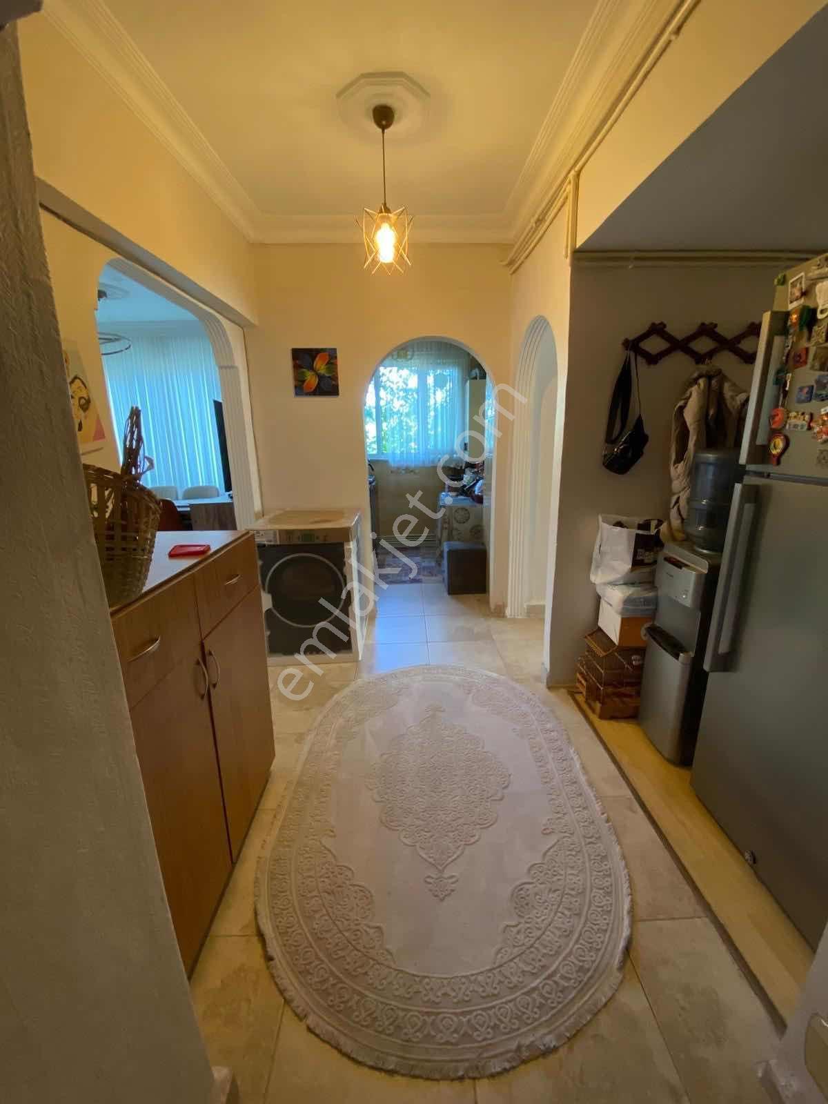 Bakırköy Kartaltepe Eski Site İçerisin De 3.kat 2+1 90m2 - Görsel 14