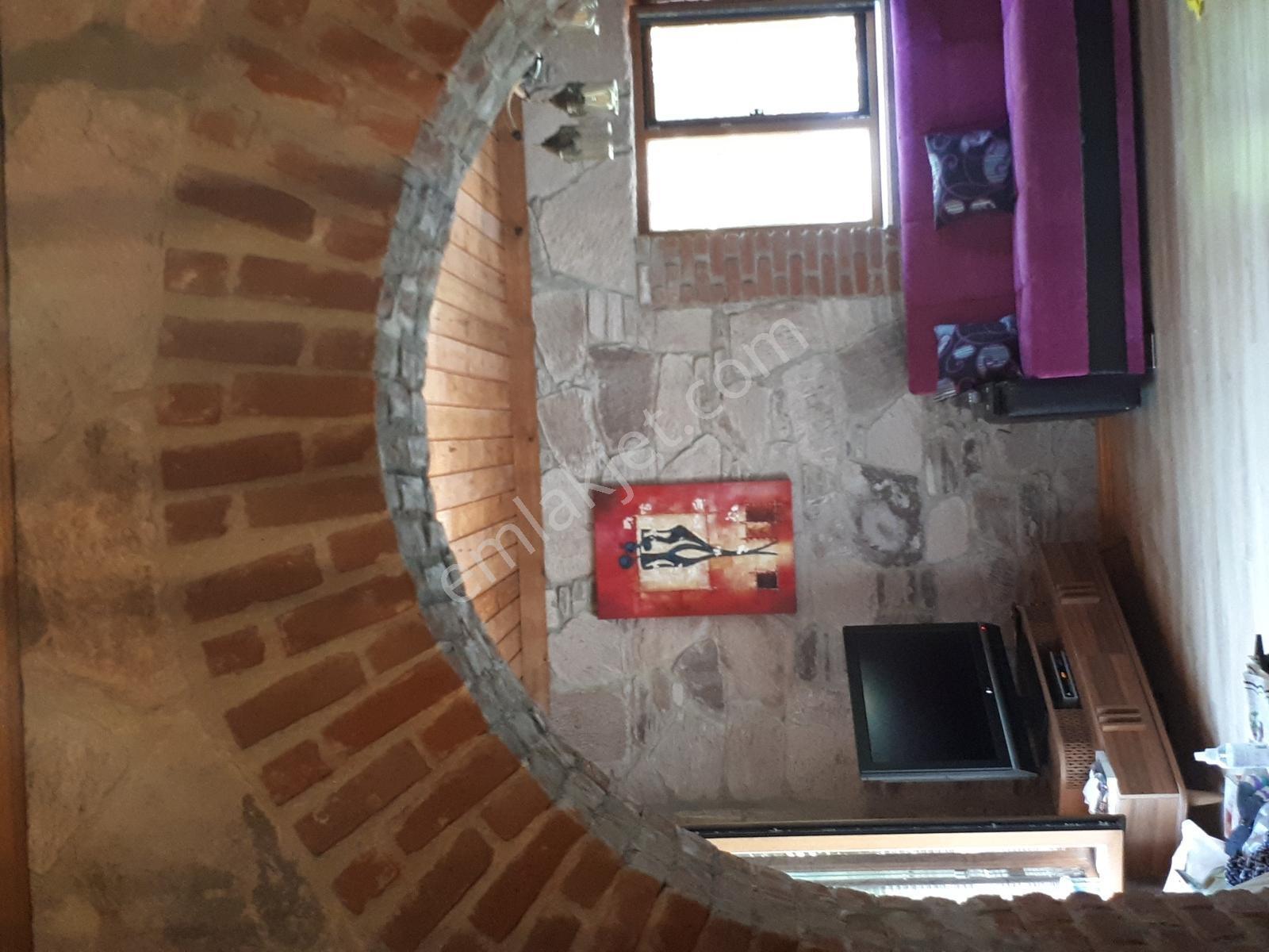İzmir Dikili Bademlide Kiralık Müstakil Bahçeli Taş Ev - Görsel 33
