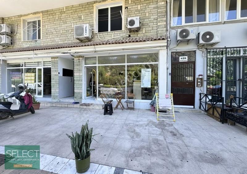 Selectten İşlek Lokasyonda Kiralık Dükkan