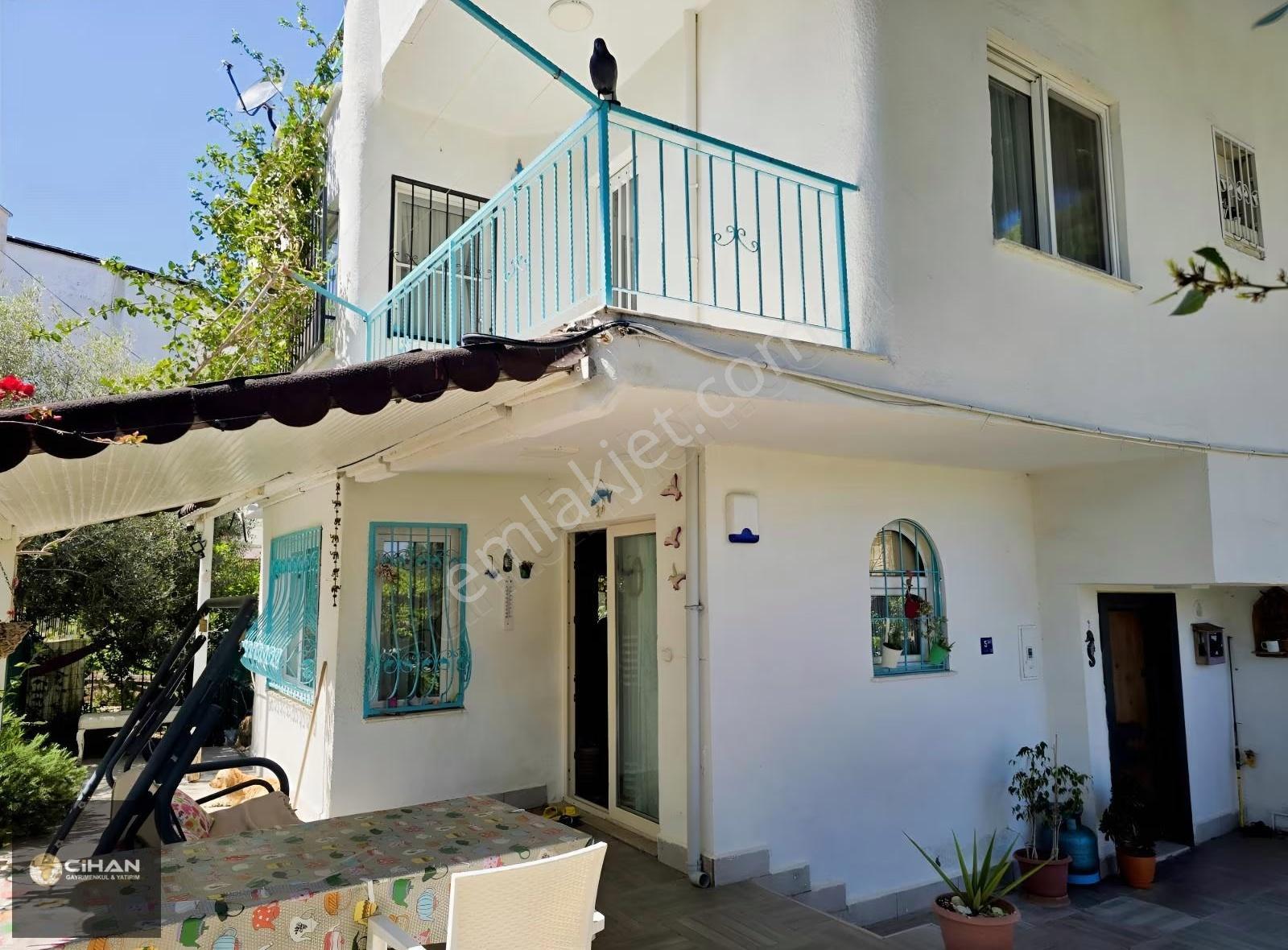 Kuşadasında Daire Fiyatına Satılık Villa - Görsel 30