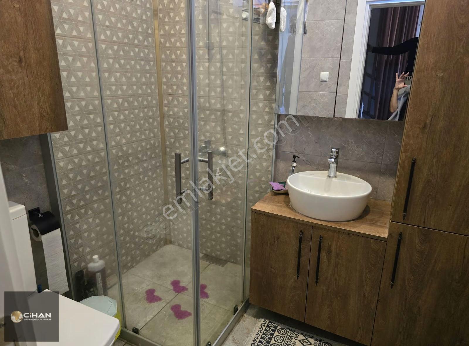 Kuşadasında Daire Fiyatına Satılık Villa - Görsel 23
