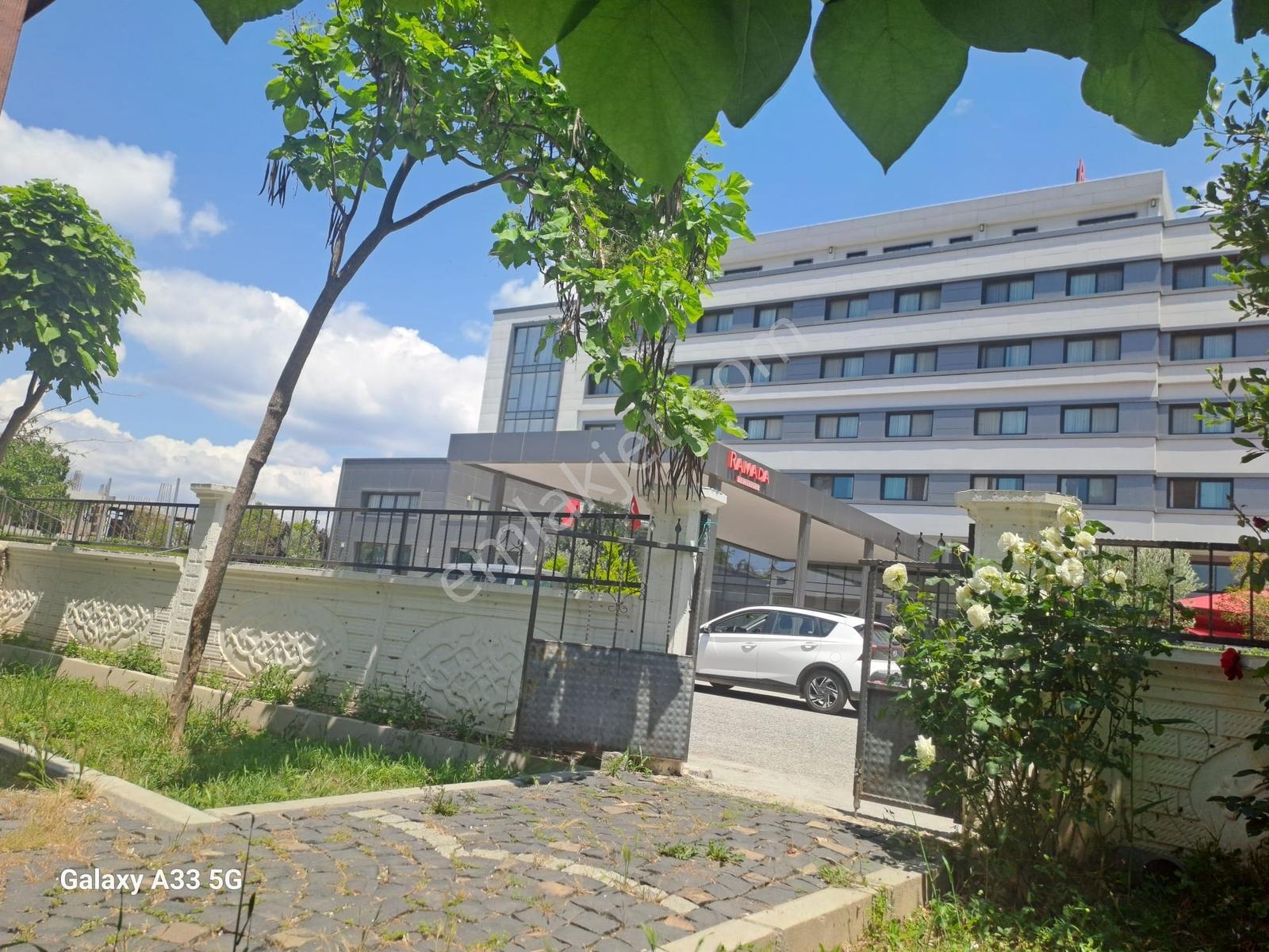 Yalı Mahallesi Ramada Karşısında | Deniz Ve Şehir Manzaralı 4+1 - Görsel 10