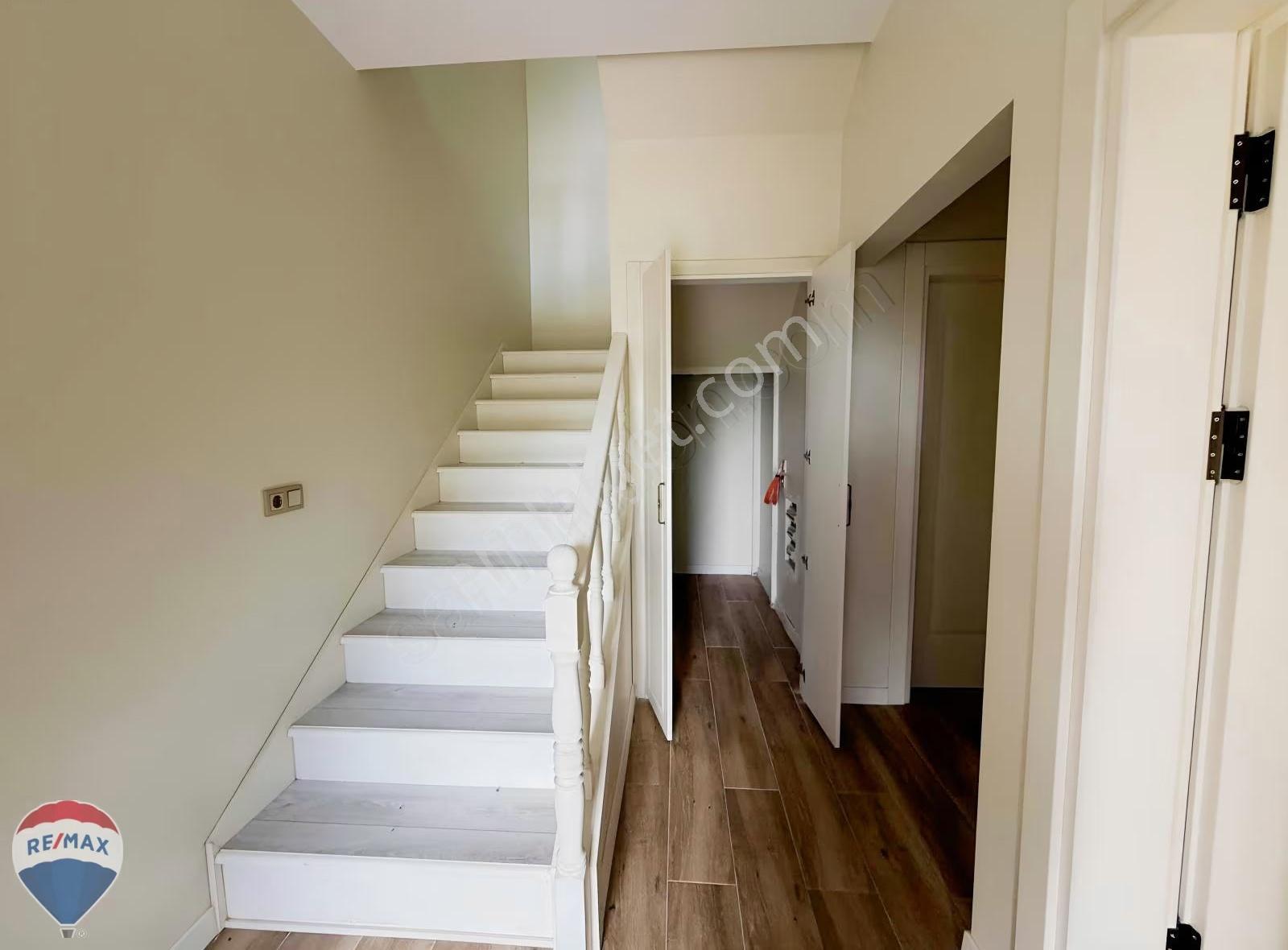 Remax Mavi'den Söğütlü Kurudil'de Dubleks Villa - Görsel 5