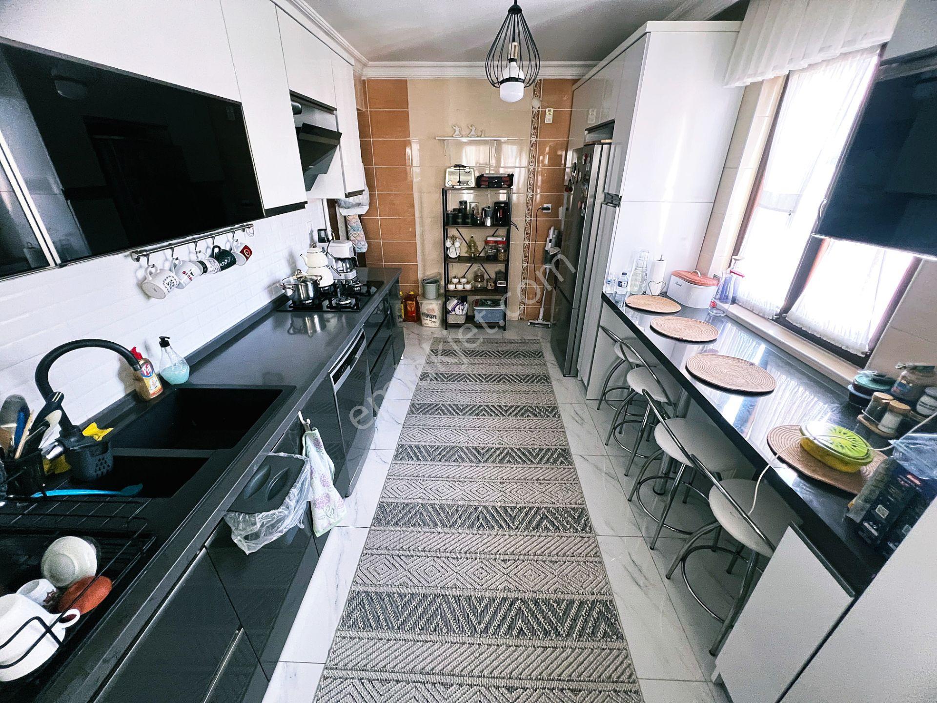 Burç Ve Pamuklar Sınırı Kızılcahamam Cadde Üstü Ful Yapılı 5+1 - Görsel 8