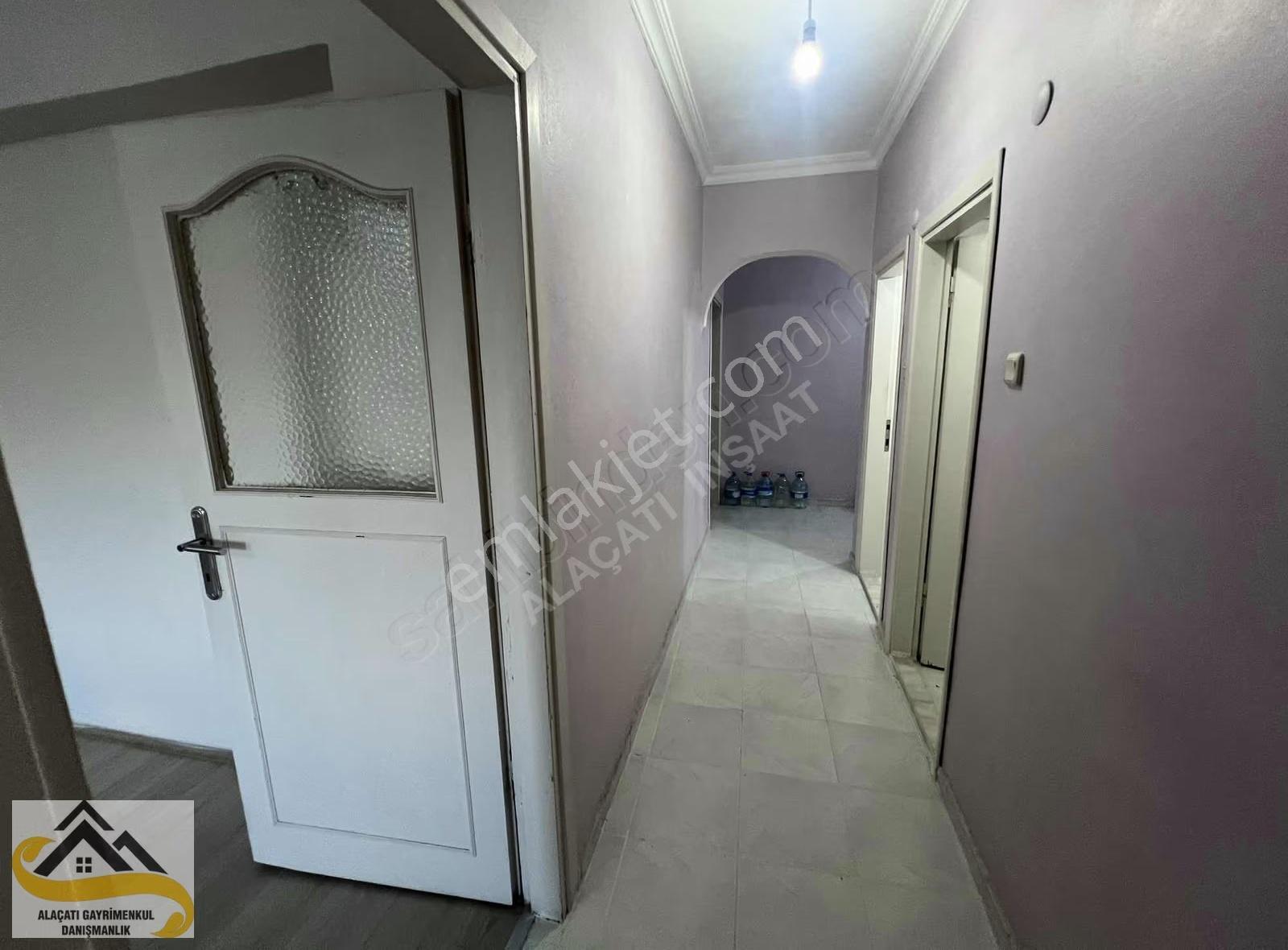 Alaçatı Dan Köşe Başı Bina Çift Cephe Kiralık 3.kat Daire 2+1 - Görsel 26