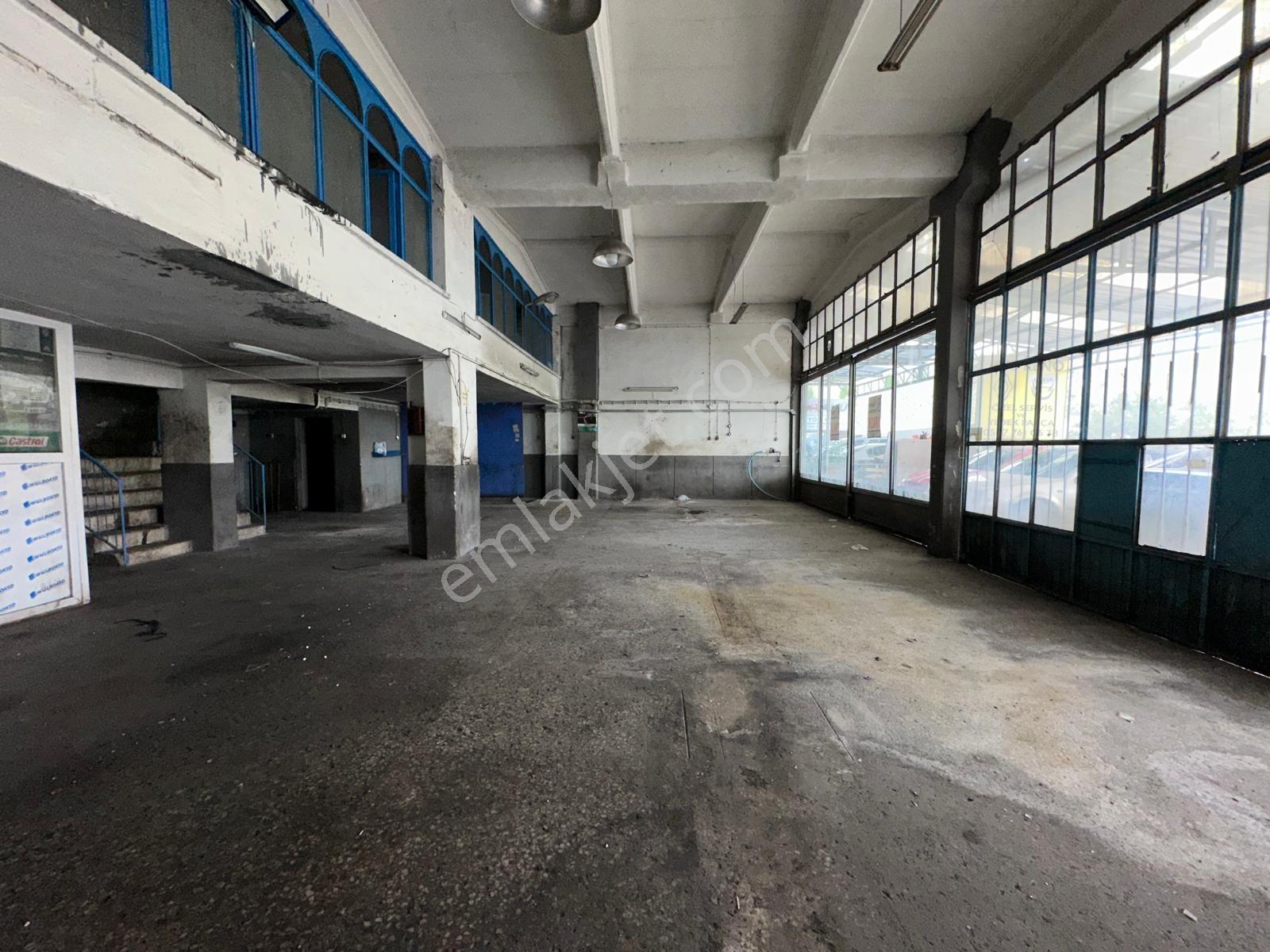 Fuat Çetin'den 3 Katlı 450 M2 Kullanım Alanlı Köşe Fırsat Dükkan - Görsel 28