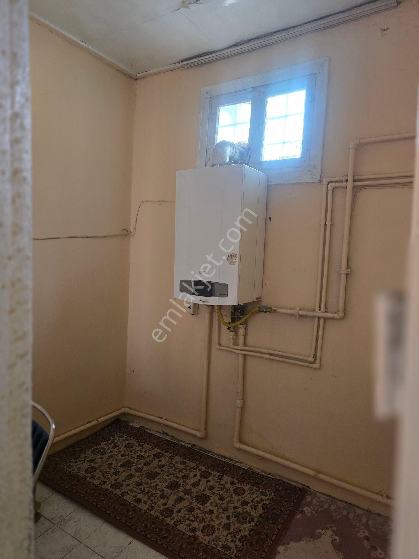 Niğde Bor Harım Mahallesinde Satılık 2 Katlı Müstakil Ev - Görsel 20