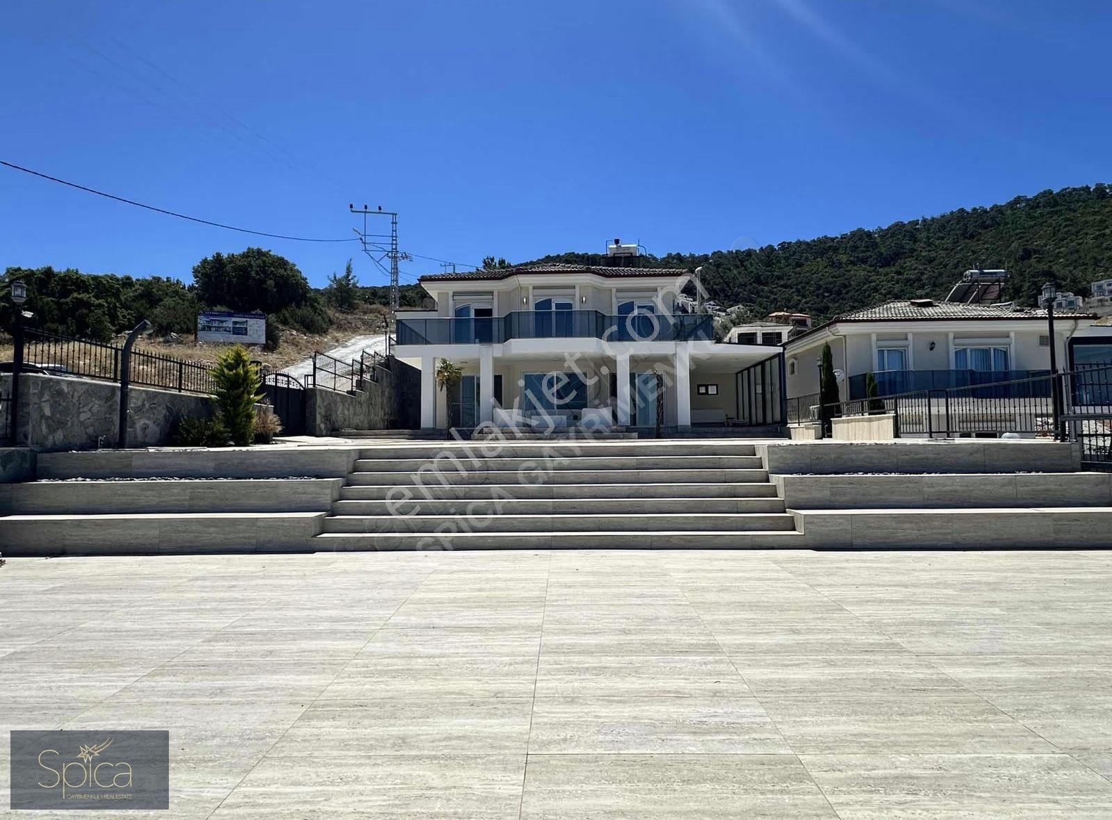 Aydın Didim Akbük Deniz Manzaralı Havuzlu Villa 4+1