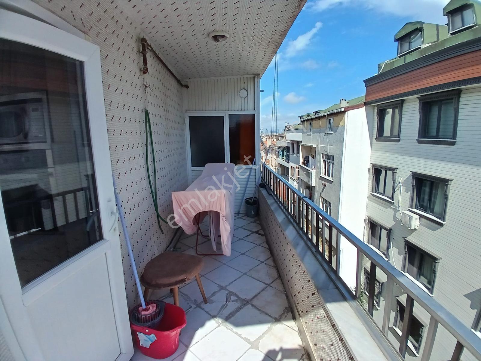 Karlıtepe'de 220 M2 Merkezi Lokasyonda Satılık Dubleks Daire - Görsel 25