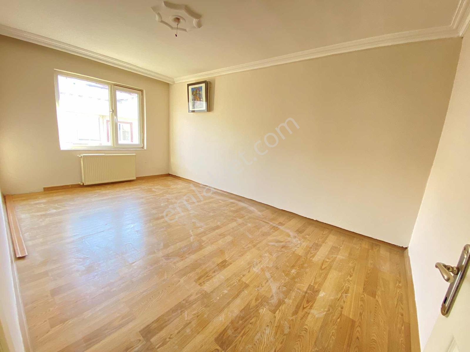 Beşevler Metroya Cephe Teraslı Manzaralı 5+1 Dubleks Daire - Görsel 24