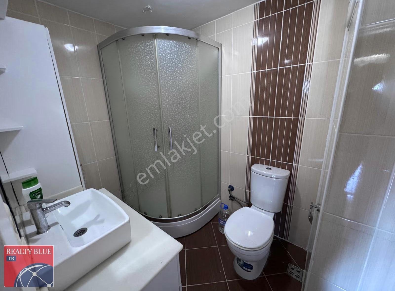 Ümraniye'de Site İçi Metro Yanı 97 M2 Net Ebeveyn Banyolu 2+1 - Görsel 3