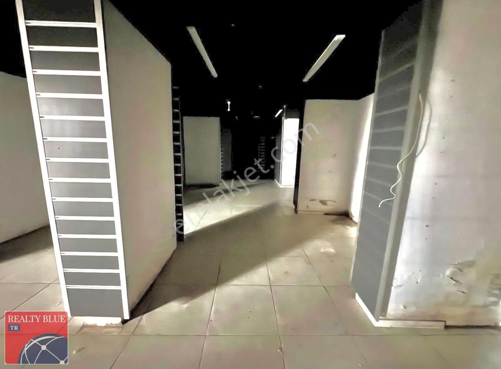 Sultanbeyli Fatih Bulvarında Köşe Konumda 350 M2 Net Dükkan,depo - Görsel 7