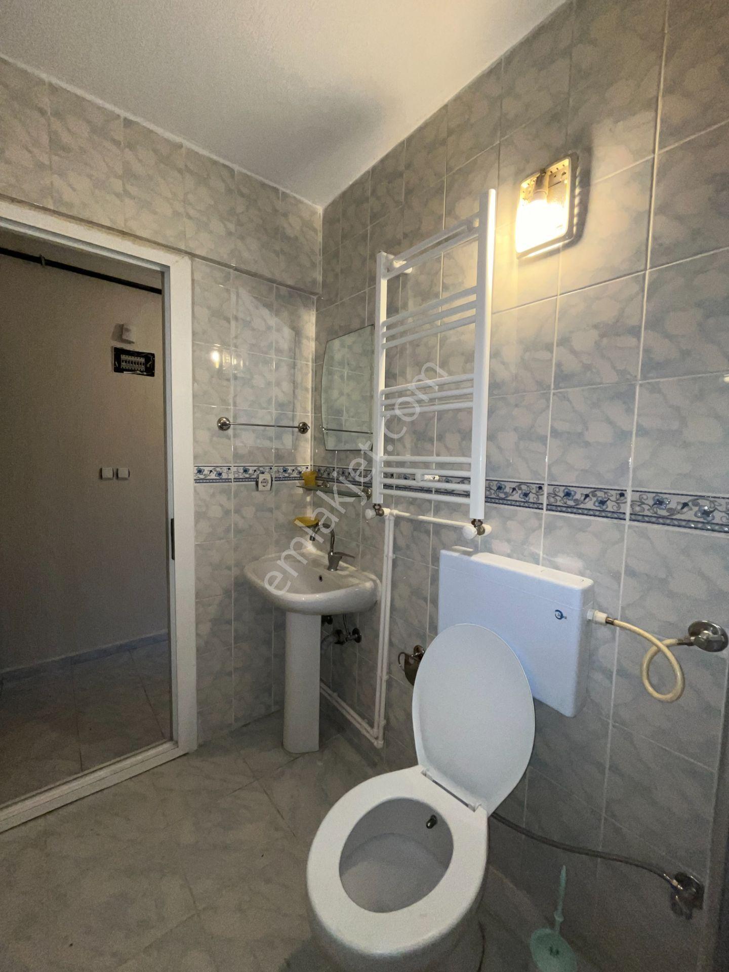 Gümüşpala Merkez'de Doğalgazlı Ve Ara Kat 3+1 Kiralık Daire - Görsel 21