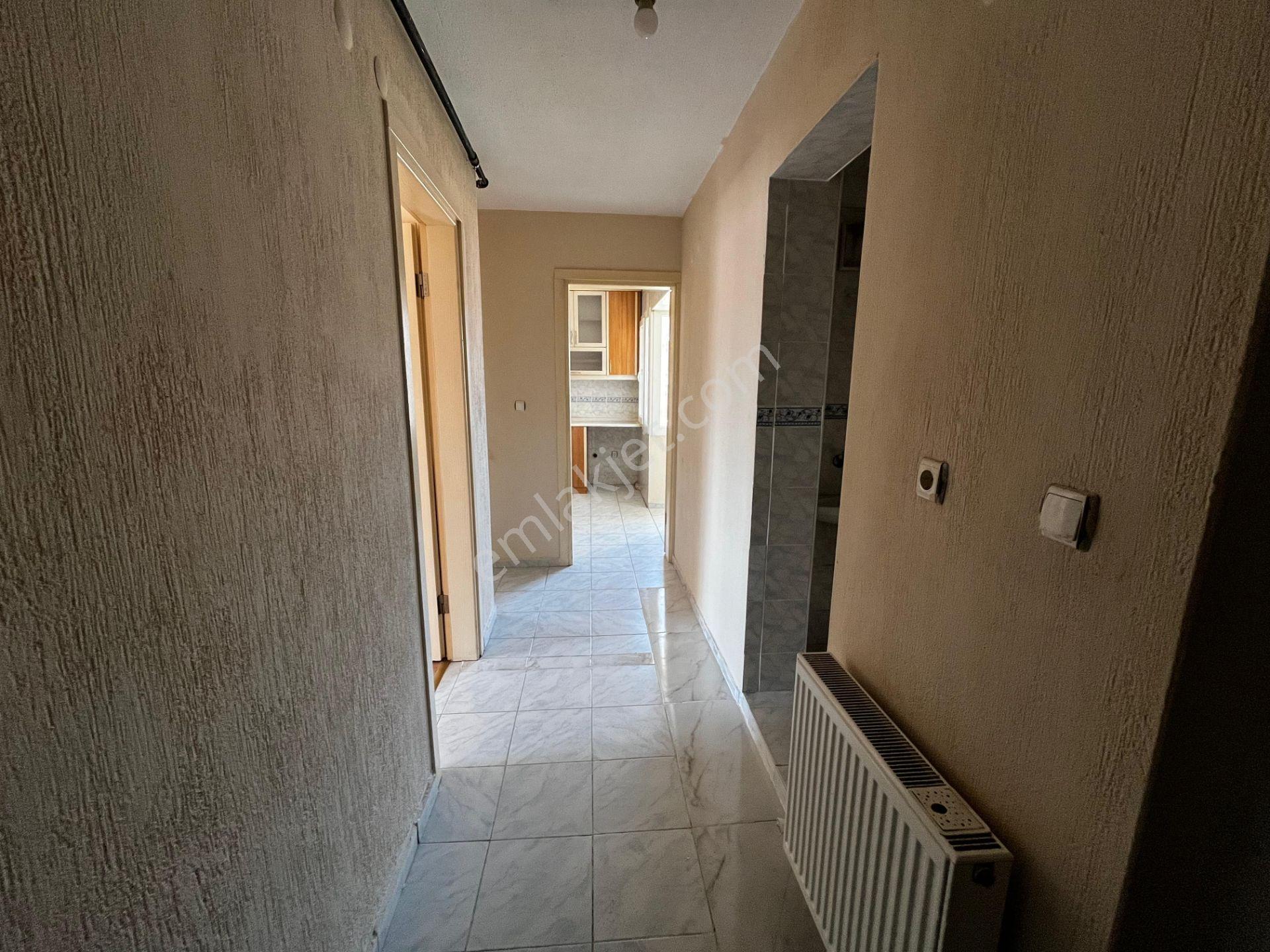 Gümüşpala Merkez'de Doğalgazlı Ve Ara Kat 3+1 Kiralık Daire - Görsel 11