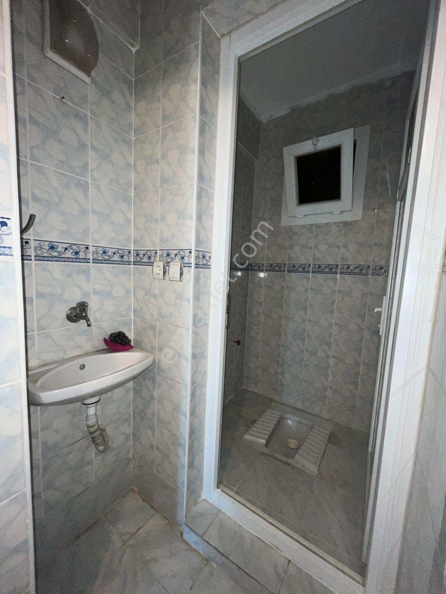 Gümüşpala Merkez'de Doğalgazlı Ve Ara Kat 3+1 Kiralık Daire - Görsel 25