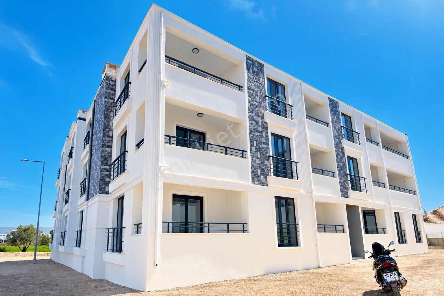 Gömeç Çarşı Merkezinde Lüx 2+1 Açık Mutfak Modern Daire - Görsel 8