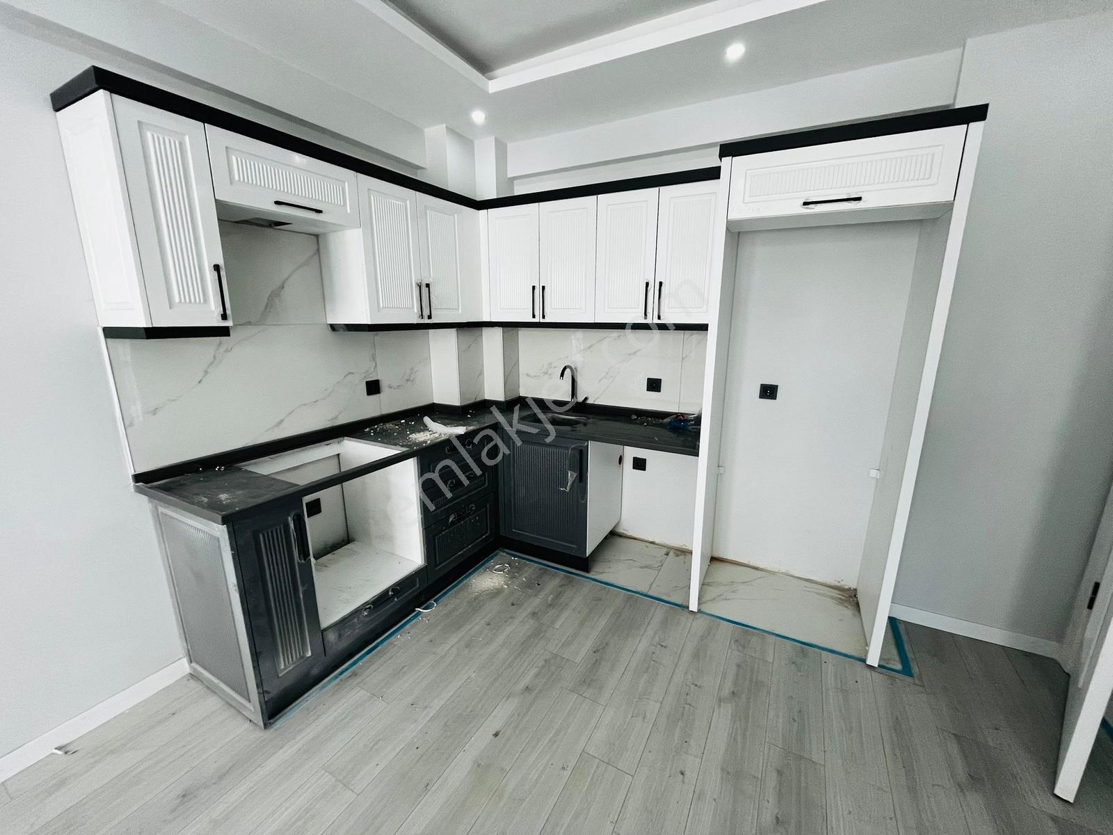 Gömeç Çarşı Merkezinde Lüx 2+1 Açık Mutfak Modern Daire - Görsel 15