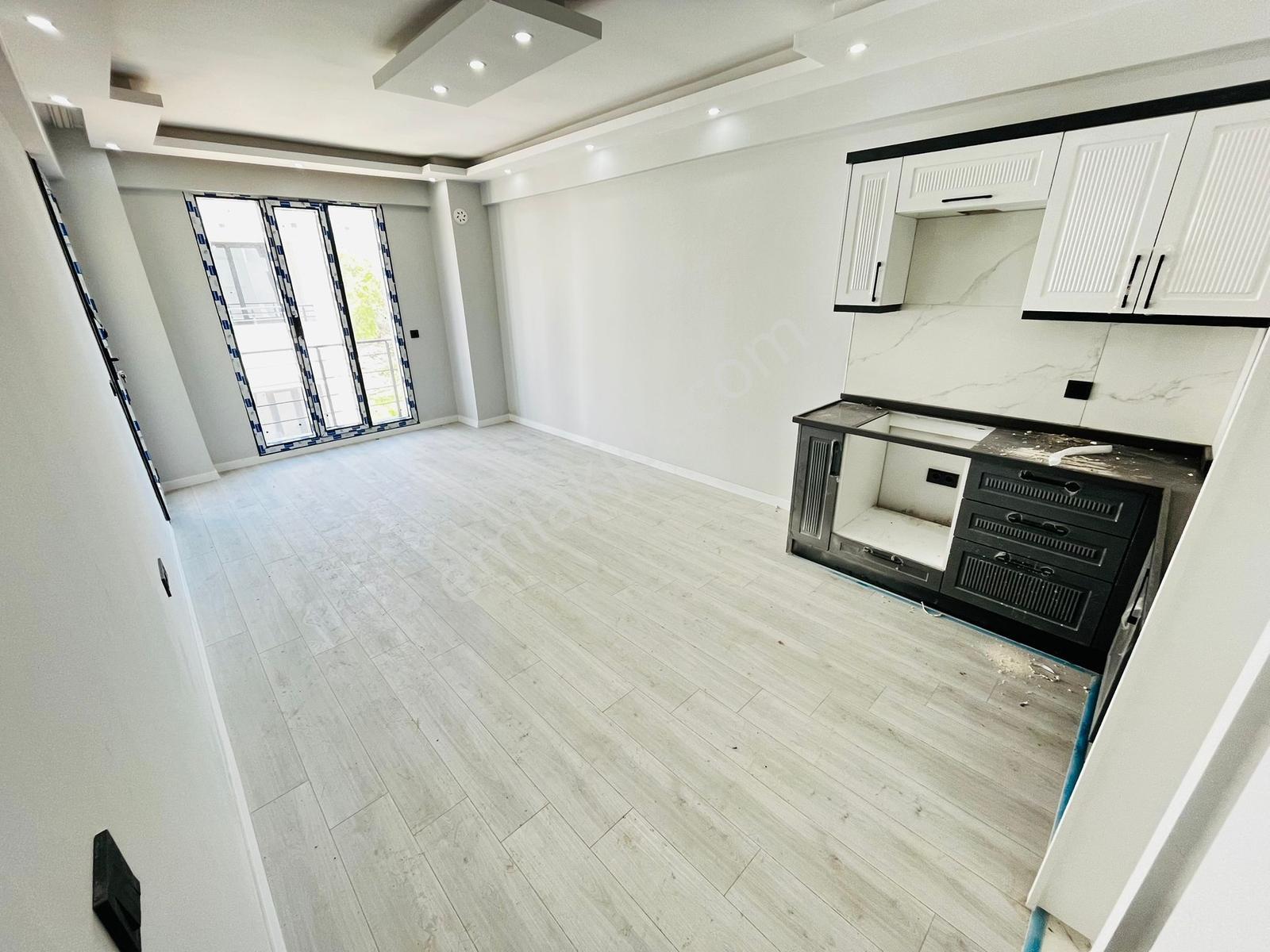 Gömeç Çarşı Merkezinde Lüx 2+1 Açık Mutfak Modern Daire - Görsel 12