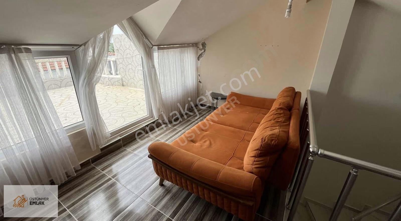 Güzelce Kale Konakları Sitesi'nde Kiralık 5+1 Eşyalı Villa - Görsel 8