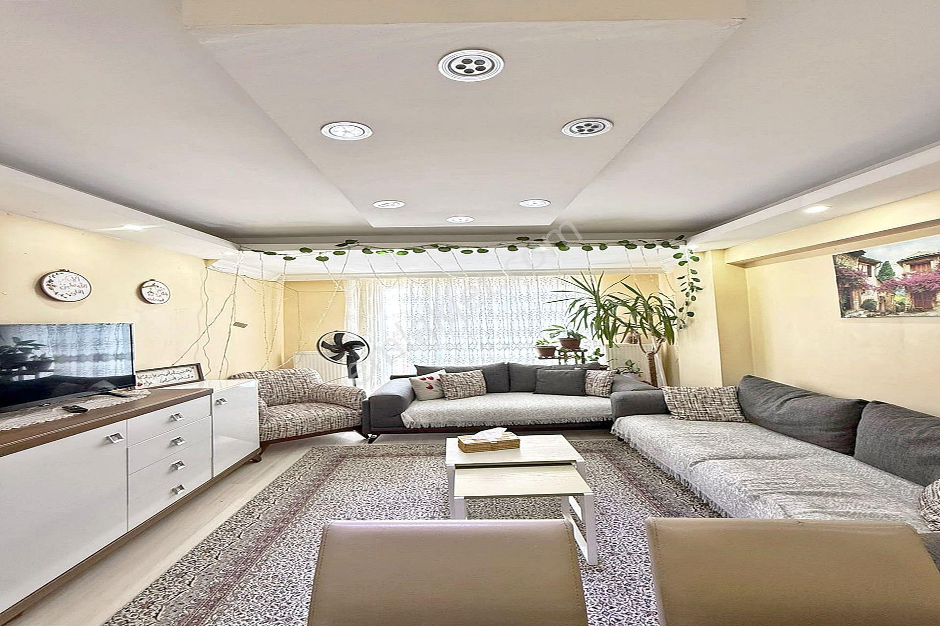 Yeni Gelen Metro Projesine 5 Dk Yürüyüş Mesafesinde 2+1 Ara Kat