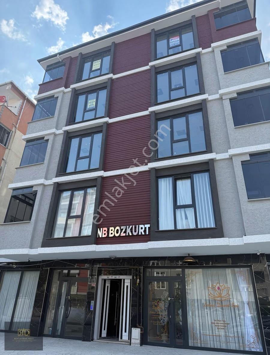 Rd'den Kiralık 1+1yeni Binada Cam Balkonlu Kapalı Mutfak Daire - Görsel 8