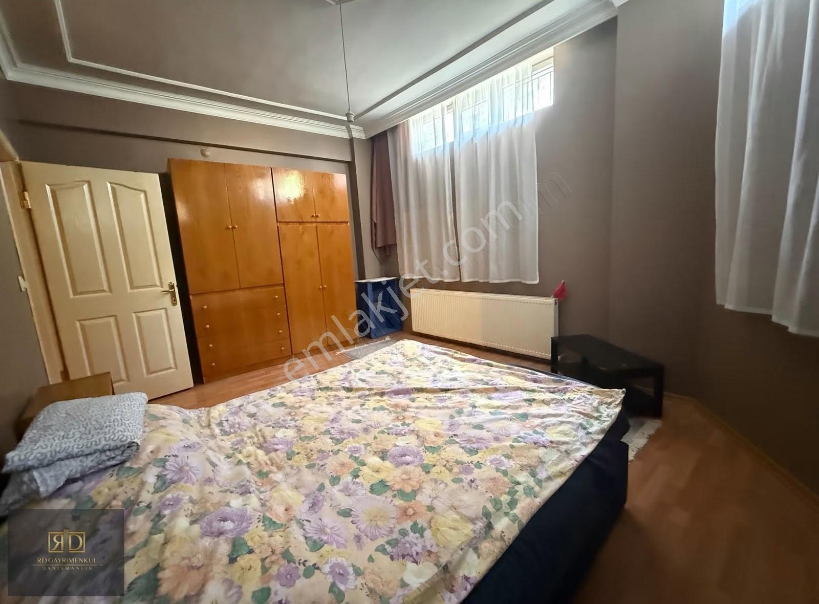 Rd'den Çeliktepede Metroya Yürüme Mesafesinde Ful Eşyalı Daire - Görsel 4