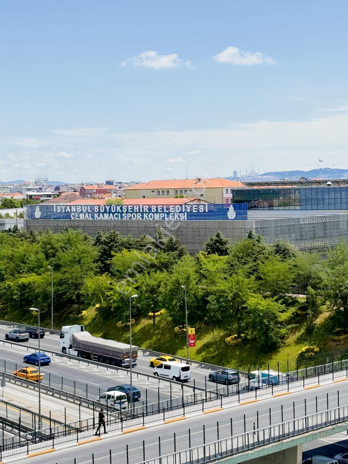 Kağıthane'de Metrobüs Karşısında 3+1 Kiralık Daire - Görsel 22