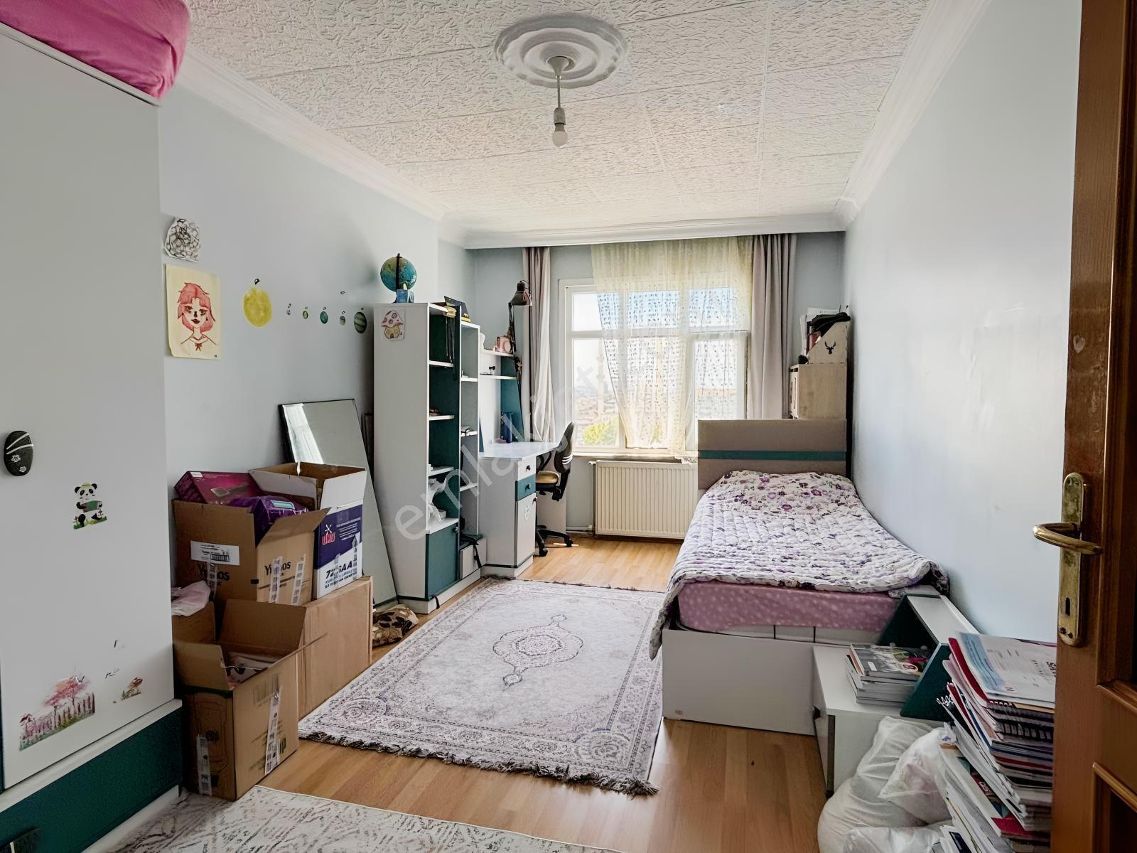 Kağıthane'de Metrobüs Karşısında 3+1 Kiralık Daire - Görsel 6