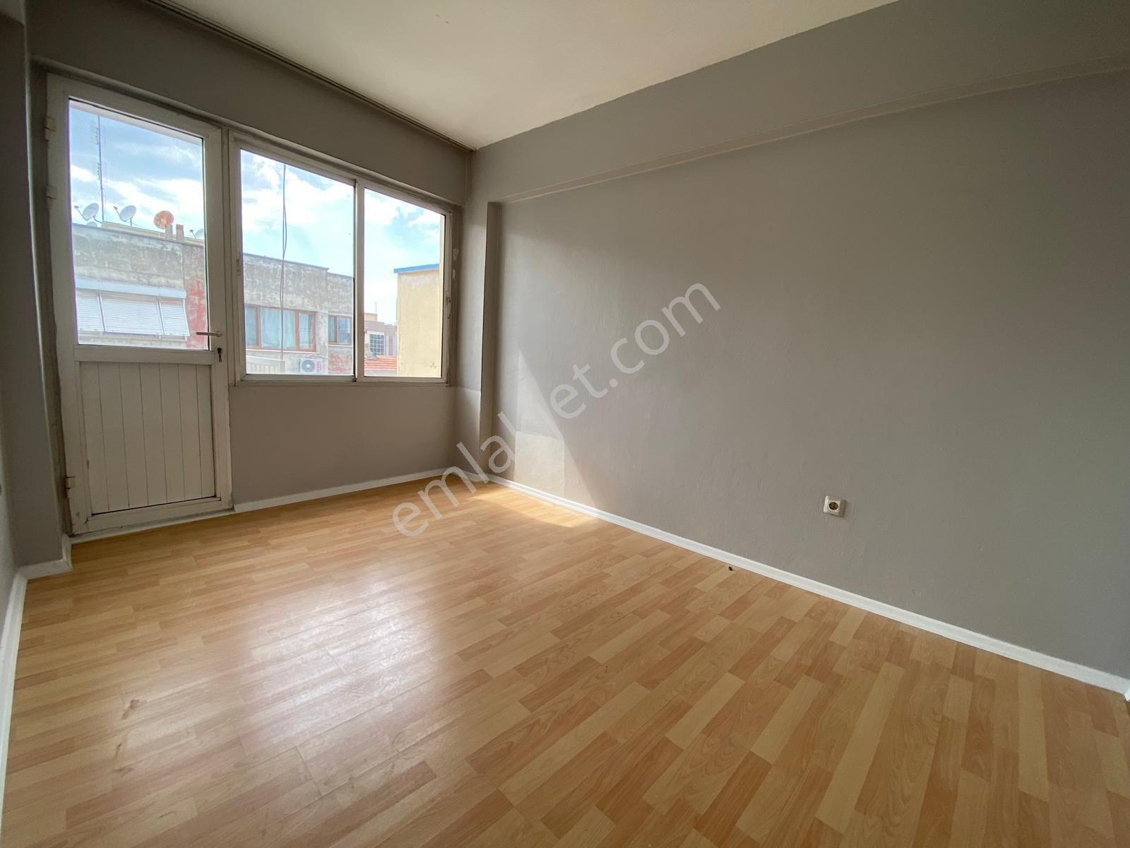 Güzelyalıda Merkezi Konum 40 Sokakta Ara Kat 2+1 Kiralık Daire - Görsel 13
