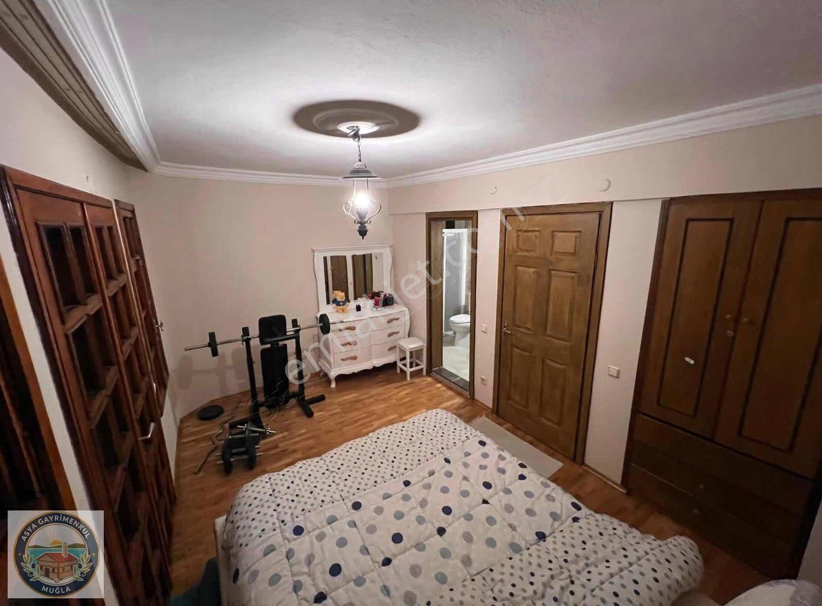 Akyaka'da Panoramik Deniz Manzaralı, Lüks Tripleks Villa - Görsel 13