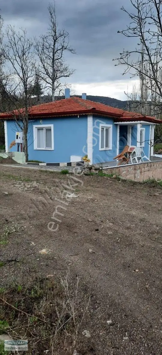 Isparta Merkez Yakaören Köyünde Satılık Müstakil Ev - Görsel 4