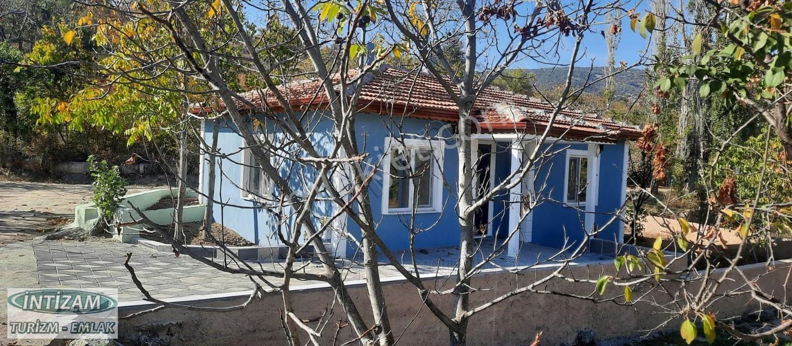 Isparta Merkez Yakaören Köyünde Satılık Müstakil Ev - Görsel 9