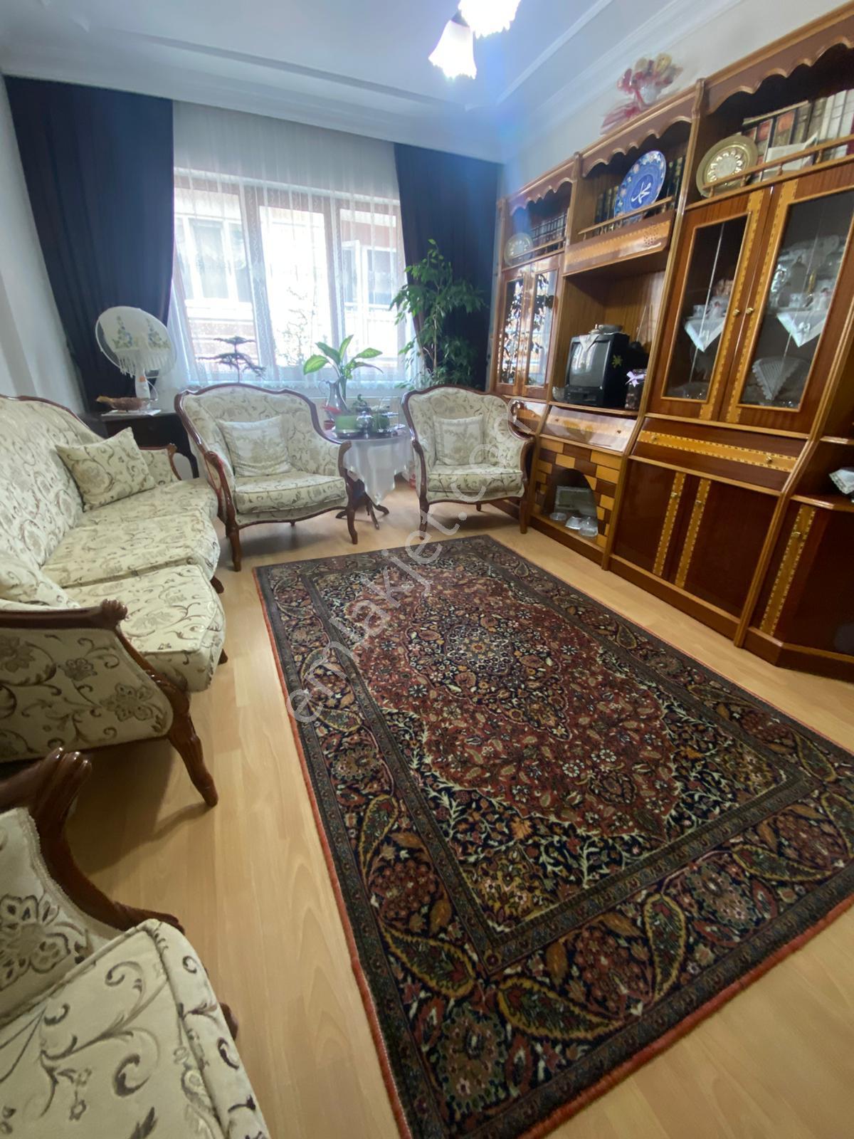 İncirli Mahallesi'nde 2+1 Merkezi Konumlu Satılık Daire - Görsel 4